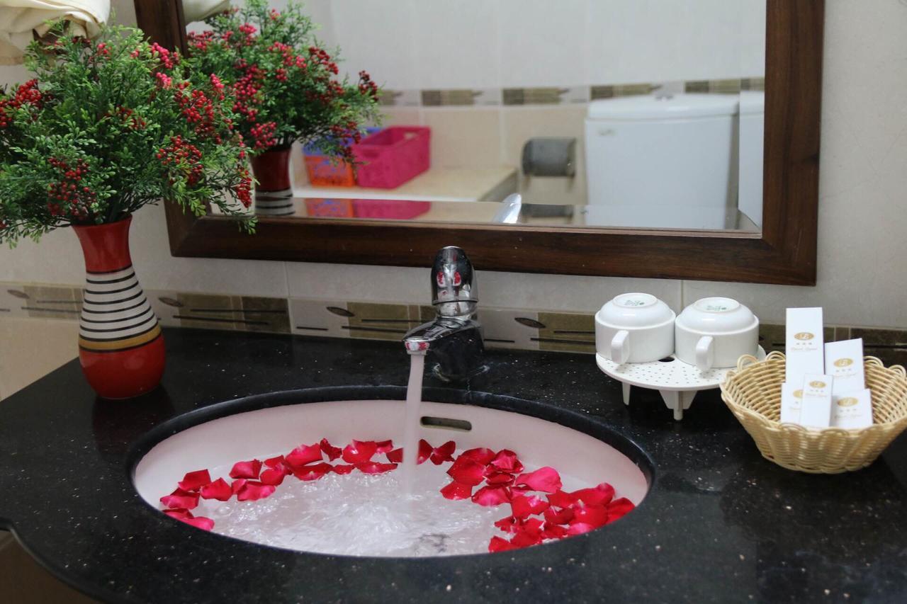 Hanoi Capital Hotel エクステリア 写真