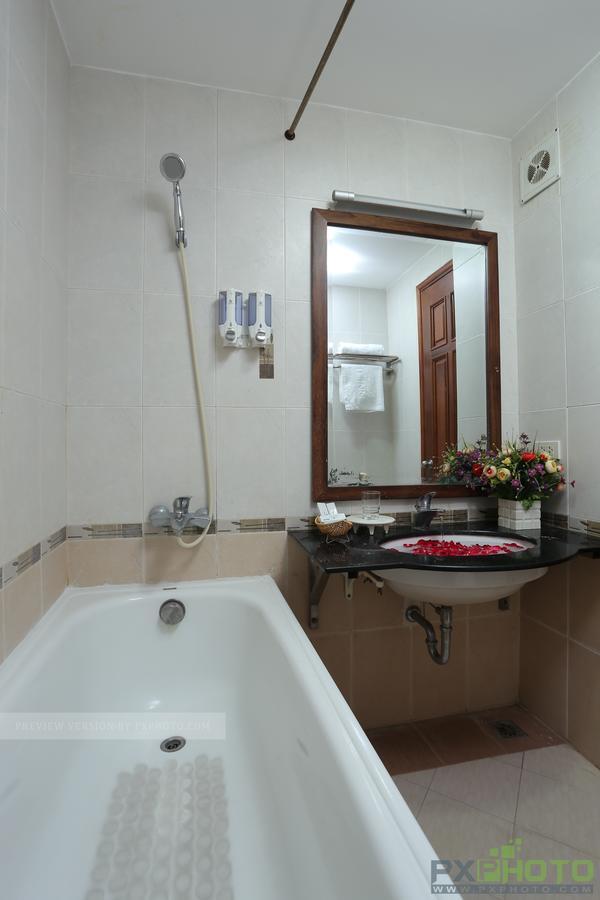 Hanoi Capital Hotel エクステリア 写真